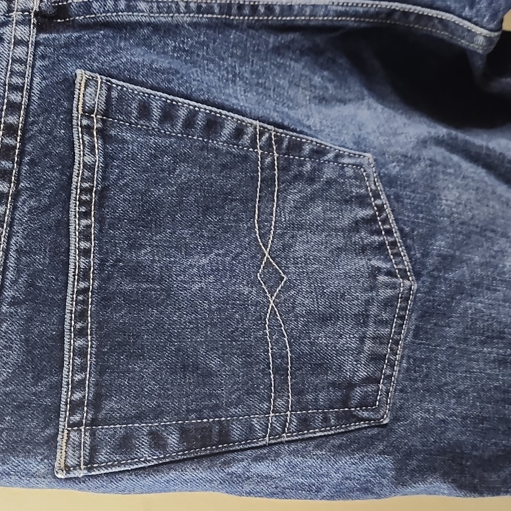 Lucky Brand Jeans - Picture 5 of 8